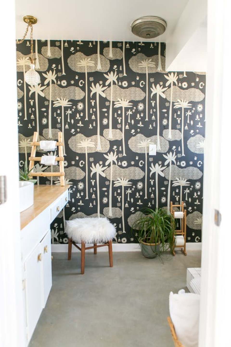 Desert Inspired Bathroom at Casa Joshua Tree Apartment Therapy Home Tour Photo Cred: Marisa Vitale