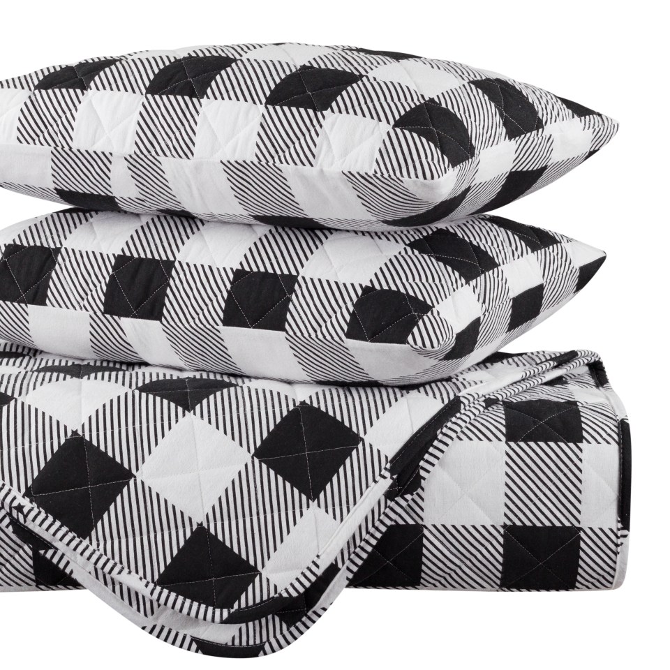 Walmart black and white buffalo check plaid