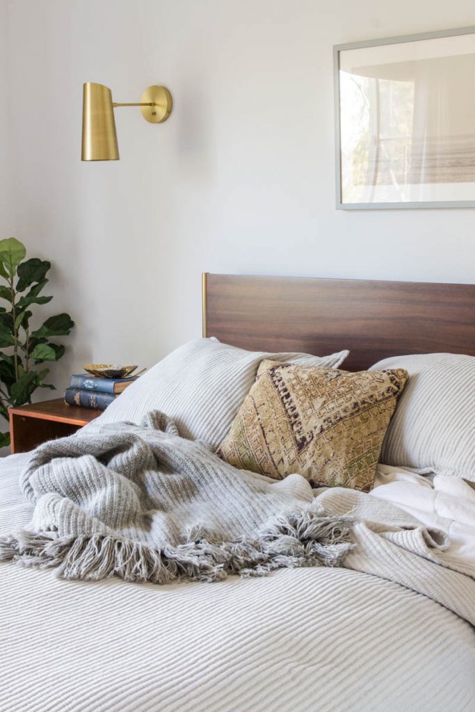 neutral bedroom scandinavian minimalist style 